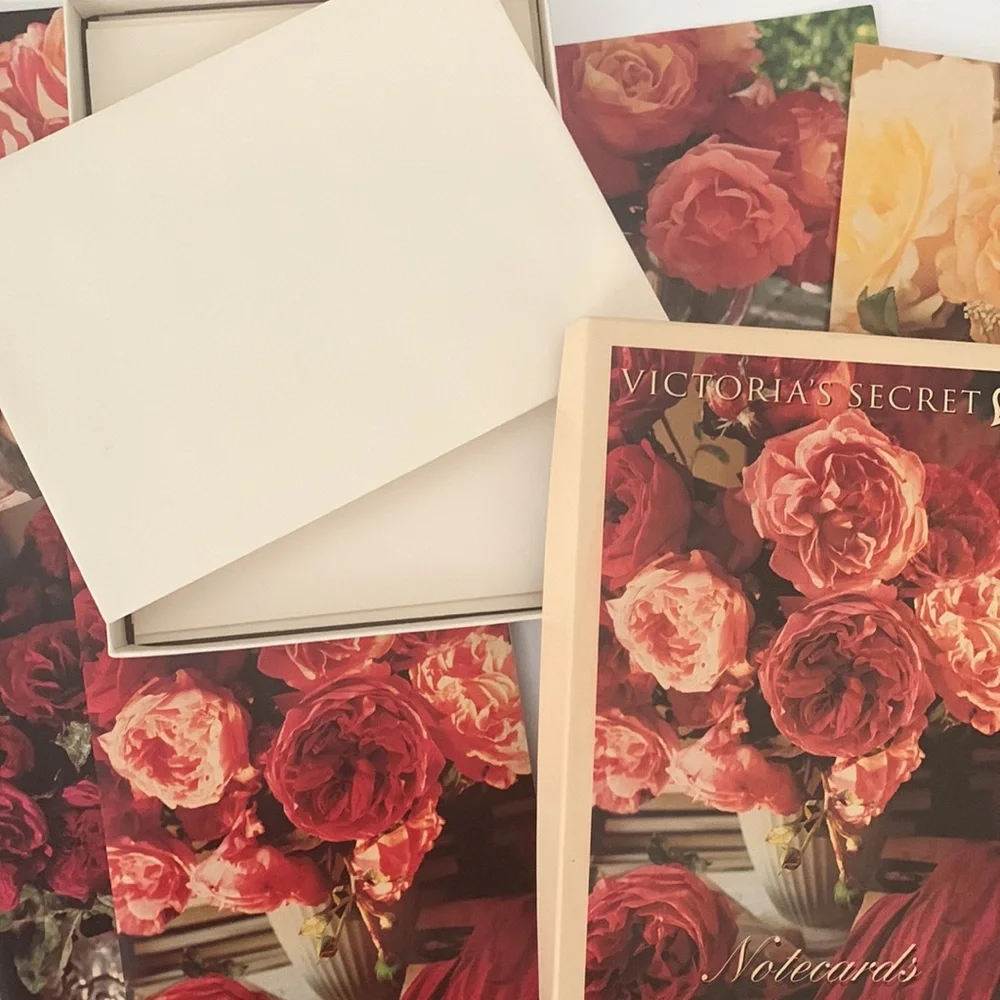 Victoria’s Secret - Notecards (7) - Picture 2 of 4